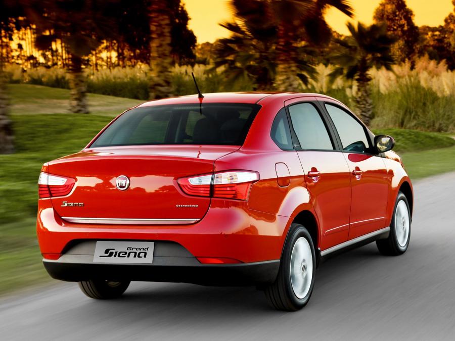  Fiat Grand Siena Attractive 2012 года  (фото 12 из 21)